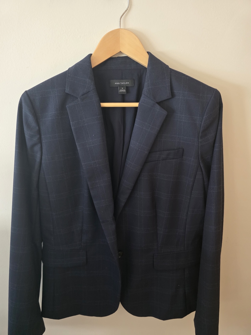 Ann Taylor Women's Navy Windowpane Suit Jacket